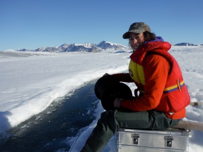 Jill Rajewicz temperature and salinity of the water in a crack on the Milne Ice Shelf